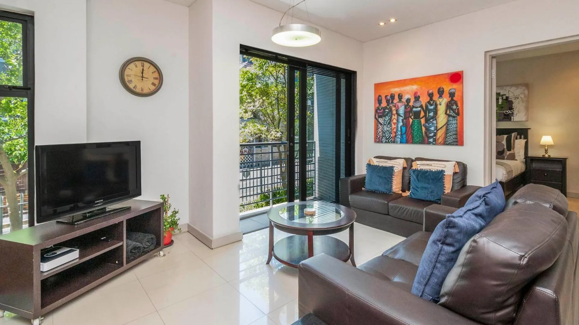 Green Point Living - Modern Charm Cape Town