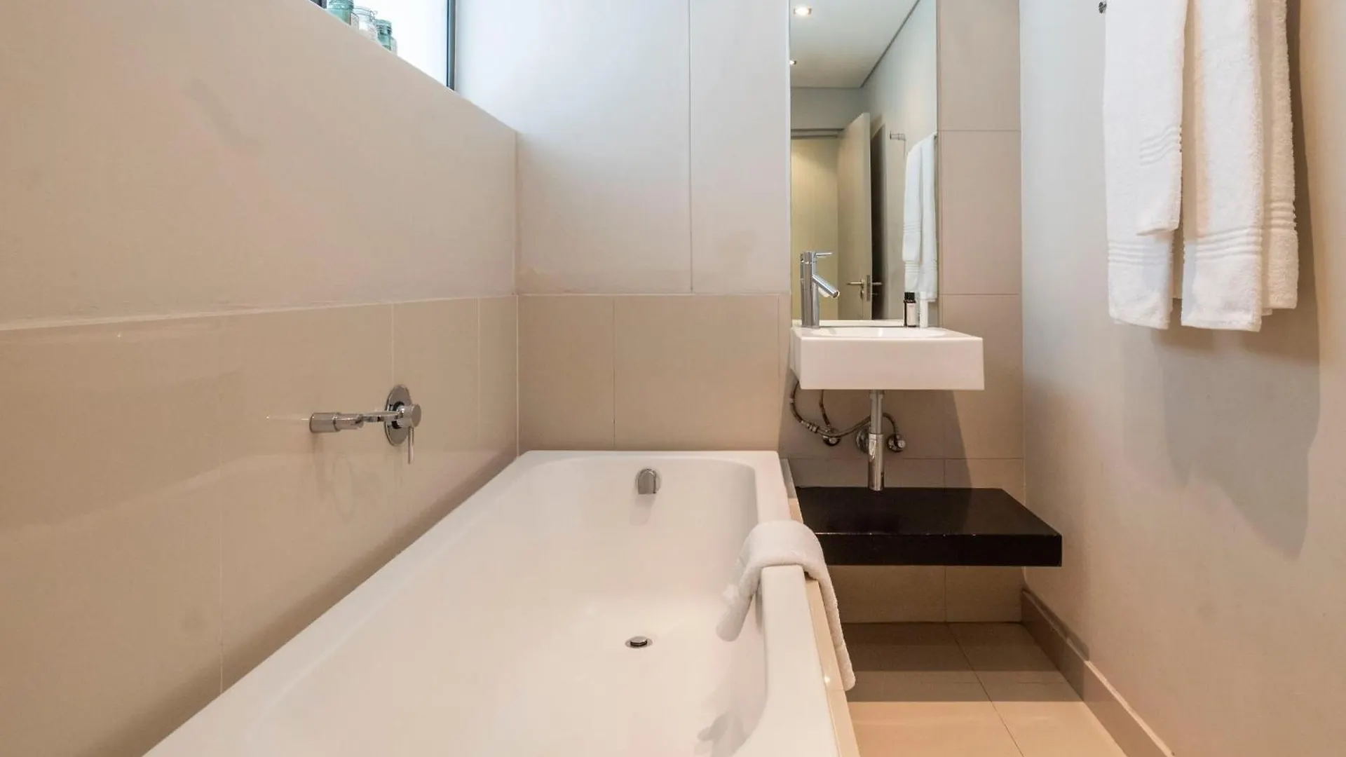 Daire Green Point Living - Modern Charm Cape Town