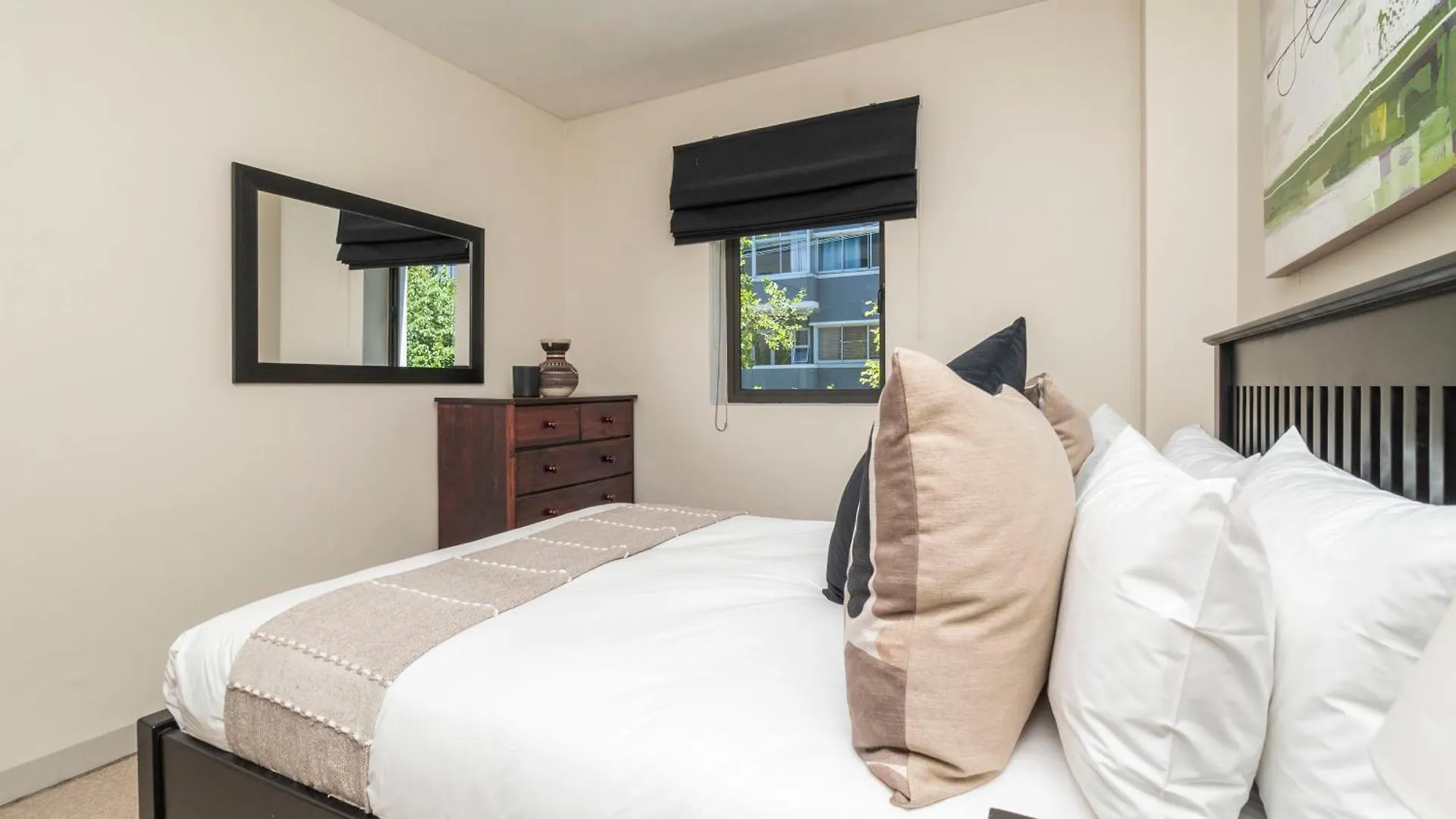 Green Point Living - Modern Charm Cape Town Daire